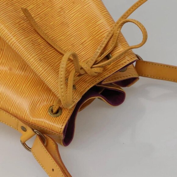 LOUIS VUITTON Epi Noe Shoulder Bag Tassili Yellow - Picture 8 of 15